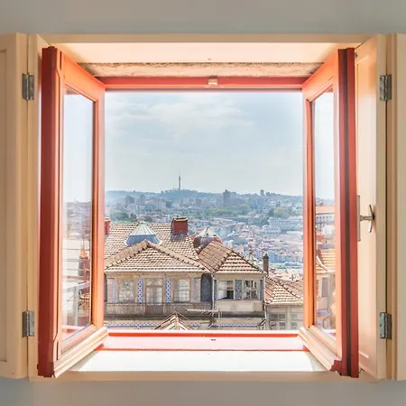 Victoria @ Clerigos *